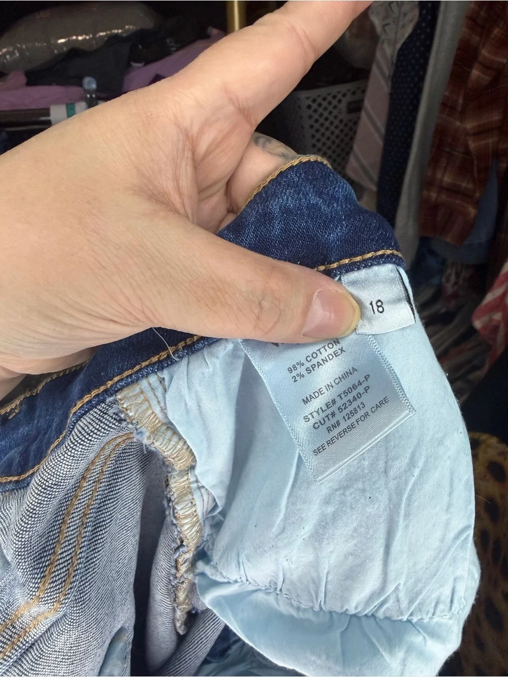 Vervet Distressed Skinny Jeans